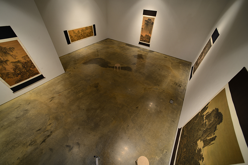 장병언 개인전 설치 사진